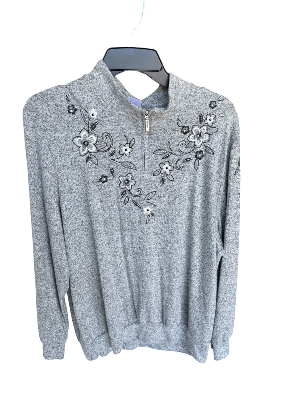Alfred Dunner NWT Well Red 2019 Embellished Long Sleeve Sweater Size L